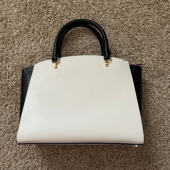 ๐NWOT Michael Kors Selma White & Black Satchel Handbag - Picture 3 of 5